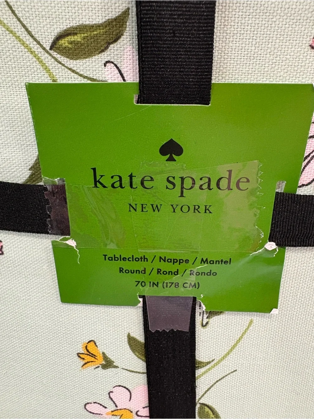NEW kate spade Mint Tablecloth - Pink Daisy Print- Round 70 inch diameter